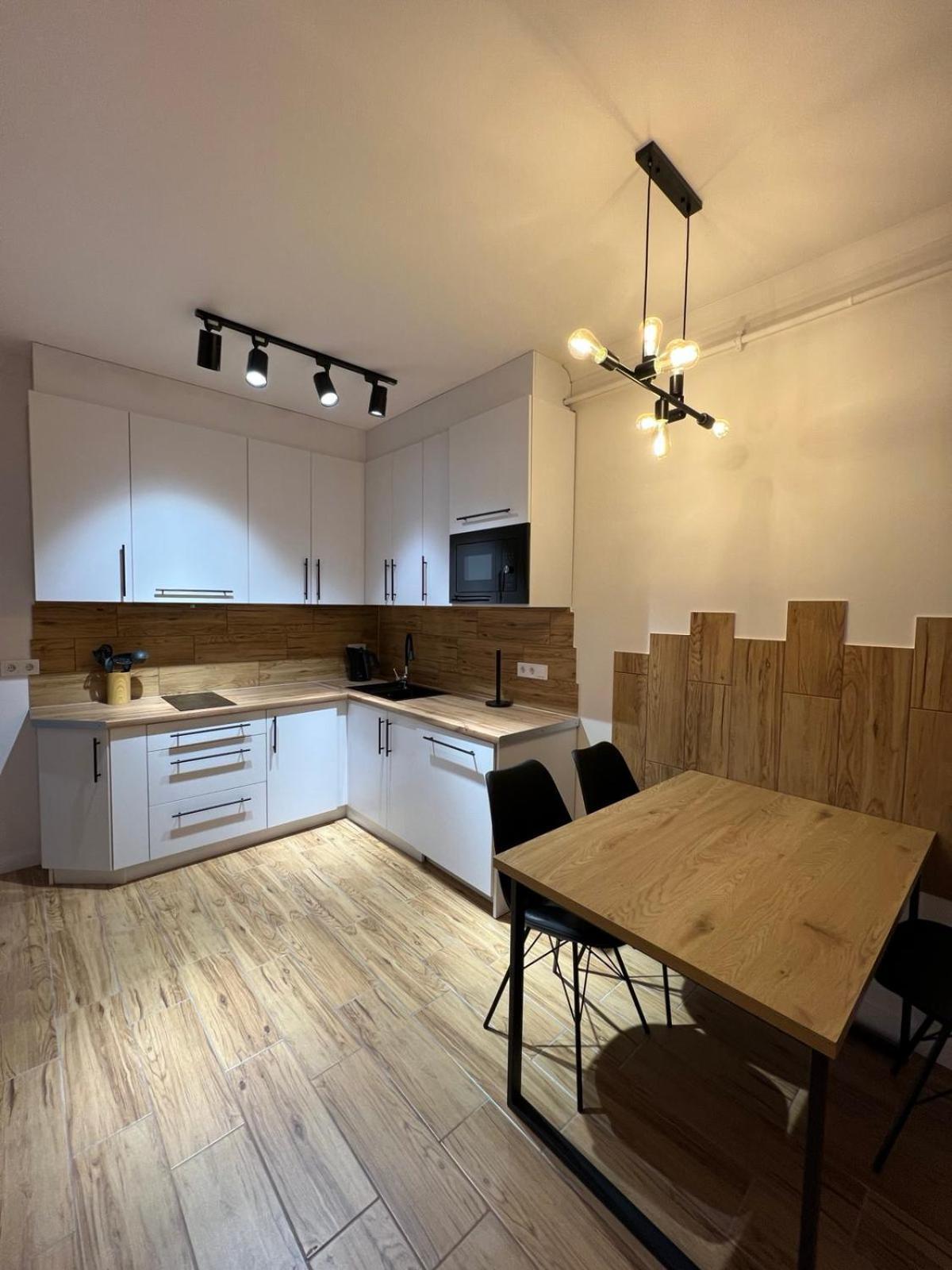 затишні Apartment *